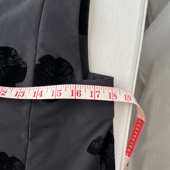 COS (S) black velvet floral tone-on-tone mini-dress, with pockets, EUC. - Picture 11 of 16